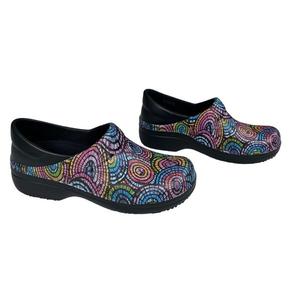 Crocs Neria Pro II Graphic Clog Size 7 - Picture 2 of 10
